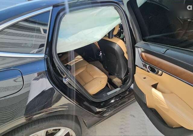 Вольво С90, объемом двигателя 2 л и пробегом 88 тыс. км за 16900 $, фото 24 на Automoto.ua