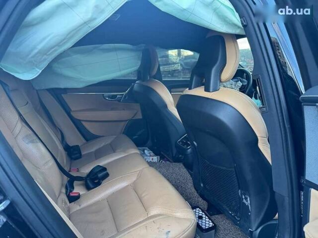 Вольво С90, объемом двигателя 2 л и пробегом 88 тыс. км за 16900 $, фото 8 на Automoto.ua