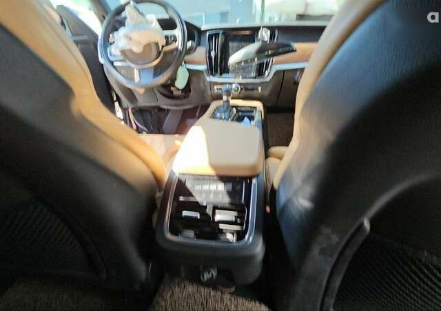 Вольво С90, объемом двигателя 2 л и пробегом 88 тыс. км за 16900 $, фото 25 на Automoto.ua