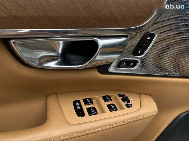 Вольво С90, объемом двигателя 2 л и пробегом 64 тыс. км за 34900 $, фото 11 на Automoto.ua
