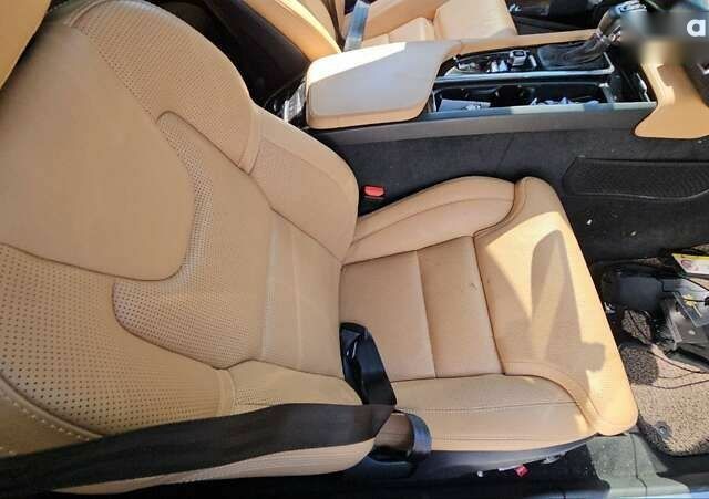 Вольво С90, объемом двигателя 2 л и пробегом 88 тыс. км за 16900 $, фото 22 на Automoto.ua