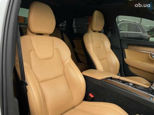 Вольво С90, объемом двигателя 2 л и пробегом 64 тыс. км за 34900 $, фото 28 на Automoto.ua