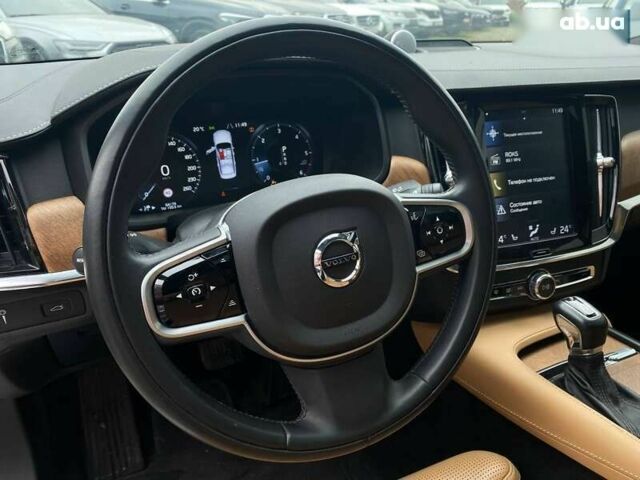 Вольво С90, объемом двигателя 2 л и пробегом 64 тыс. км за 34900 $, фото 13 на Automoto.ua