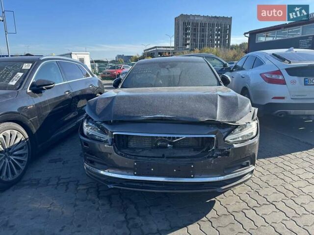 Вольво С90 2020 в Львове на Automoto.ua Вольво С90, объемом двигателя 2 л и пробегом 10 тыс. км за 19900 $, фото 1 на Automoto.ua