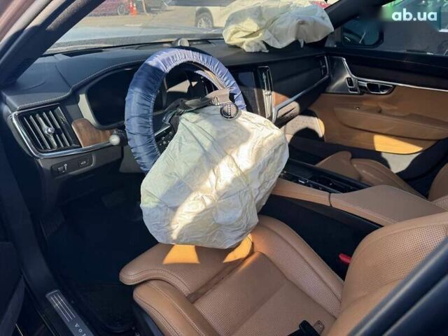 Вольво С90, объемом двигателя 0 л и пробегом 10 тыс. км за 19900 $, фото 10 на Automoto.ua