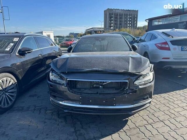 Вольво С90, объемом двигателя 0 л и пробегом 10 тыс. км за 19900 $, фото 1 на Automoto.ua