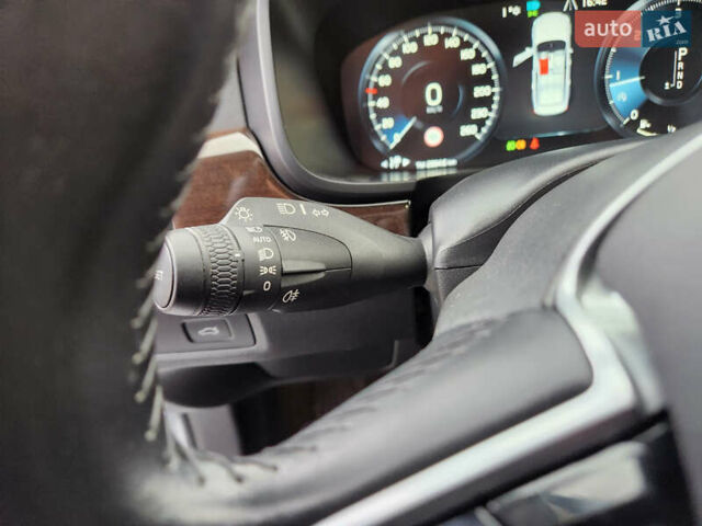 Серый Вольво С90, объемом двигателя 1.97 л и пробегом 196 тыс. км за 24500 $, фото 26 на Automoto.ua