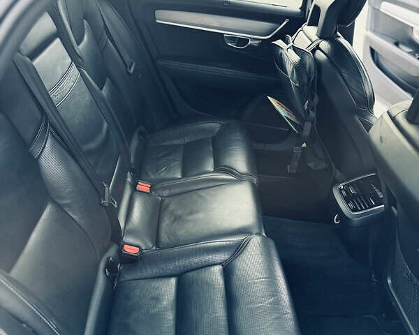 Сірий Вольво S90, об'ємом двигуна 1.97 л та пробігом 258 тис. км за 21200 $, фото 24 на Automoto.ua