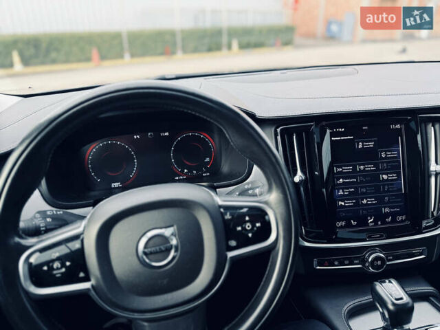 Сірий Вольво S90, об'ємом двигуна 1.97 л та пробігом 258 тис. км за 21200 $, фото 18 на Automoto.ua