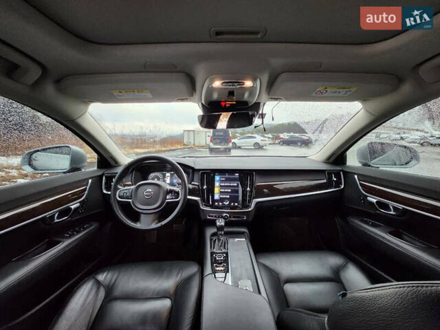 Серый Вольво С90, объемом двигателя 1.97 л и пробегом 196 тыс. км за 24500 $, фото 40 на Automoto.ua