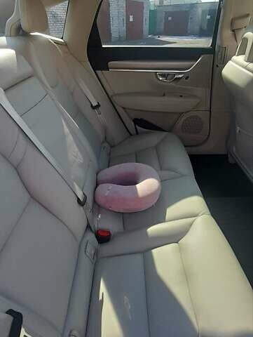 Сірий Вольво S90, об'ємом двигуна 2 л та пробігом 36 тис. км за 28000 $, фото 9 на Automoto.ua