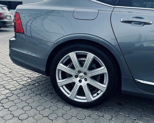 Сірий Вольво S90, об'ємом двигуна 1.97 л та пробігом 258 тис. км за 21200 $, фото 9 на Automoto.ua