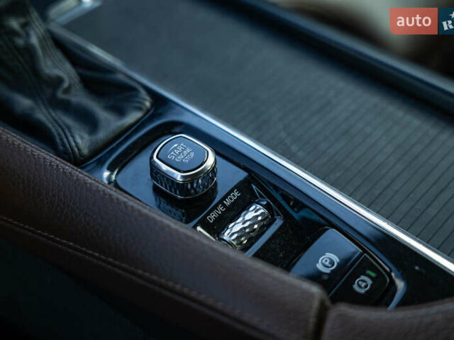 Вольво С90 2017 в Черновцах на Automoto.ua Серый Вольво С90, объемом двигателя 1.97 л и пробегом 189 тыс. км за 26900 $, фото 36 на Automoto.ua