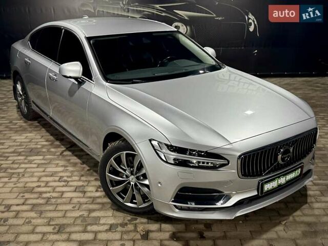 Серый Вольво С90, объемом двигателя 1.97 л и пробегом 144 тыс. км за 21300 $, фото 3 на Automoto.ua