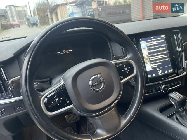 Серый Вольво С90, объемом двигателя 1.97 л и пробегом 398 тыс. км за 16800 $, фото 20 на Automoto.ua