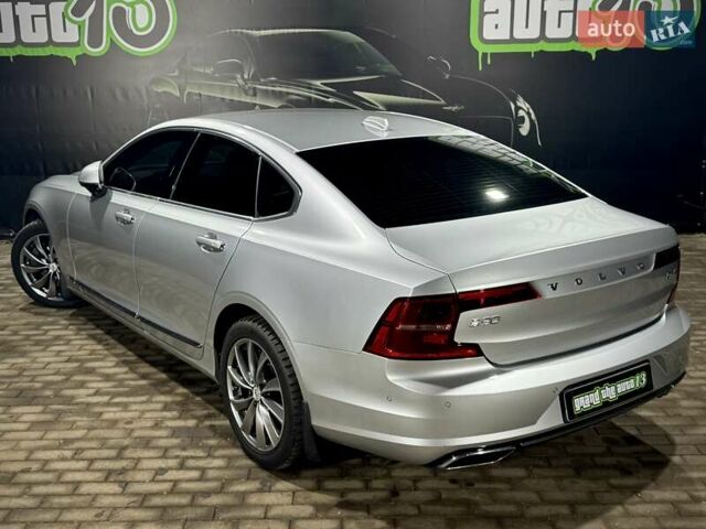 Серый Вольво С90, объемом двигателя 1.97 л и пробегом 144 тыс. км за 21300 $, фото 6 на Automoto.ua