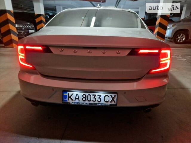 Серый Вольво С90, объемом двигателя 2 л и пробегом 109 тыс. км за 25900 $, фото 7 на Automoto.ua