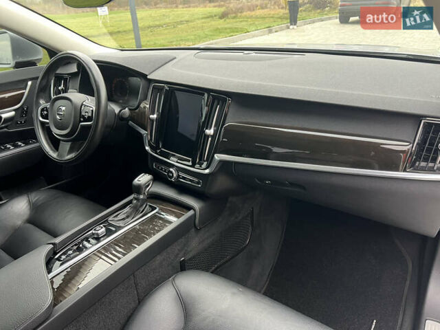 Серый Вольво С90, объемом двигателя 1.97 л и пробегом 115 тыс. км за 20400 $, фото 17 на Automoto.ua