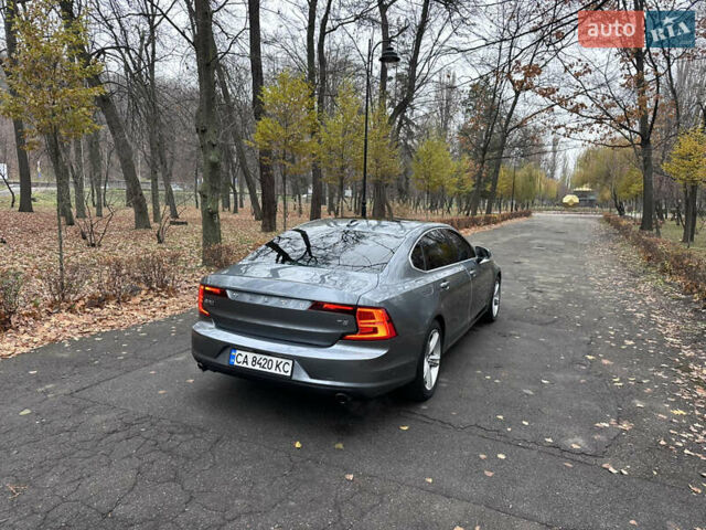 Сірий Вольво S90, об'ємом двигуна 2 л та пробігом 100 тис. км за 25000 $, фото 51 на Automoto.ua
