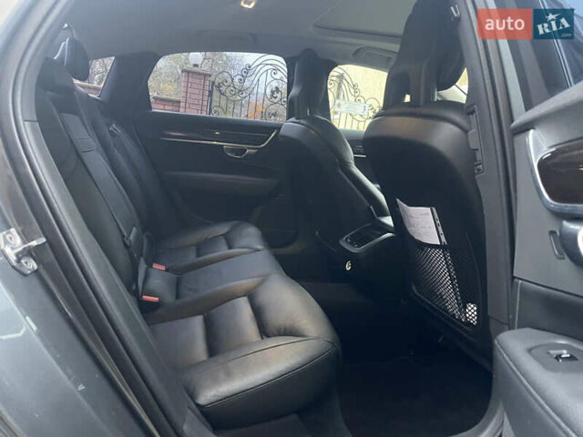 Серый Вольво С90, объемом двигателя 1.97 л и пробегом 398 тыс. км за 16800 $, фото 31 на Automoto.ua