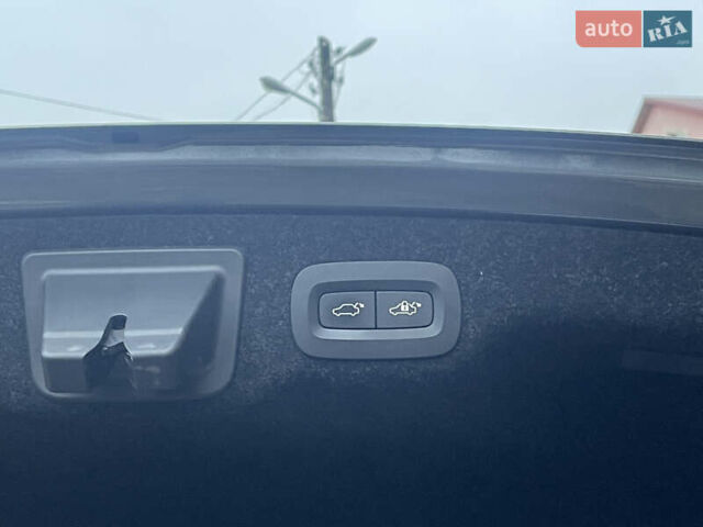 Серый Вольво С90, объемом двигателя 1.97 л и пробегом 398 тыс. км за 16800 $, фото 36 на Automoto.ua