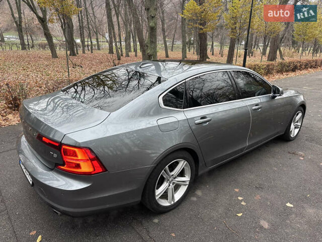 Сірий Вольво S90, об'ємом двигуна 2 л та пробігом 100 тис. км за 25000 $, фото 15 на Automoto.ua