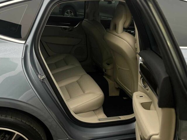 Серый Вольво С90, объемом двигателя 2 л и пробегом 171 тыс. км за 27200 $, фото 19 на Automoto.ua