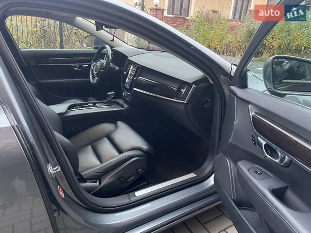 Серый Вольво С90, объемом двигателя 1.97 л и пробегом 398 тыс. км за 16800 $, фото 26 на Automoto.ua