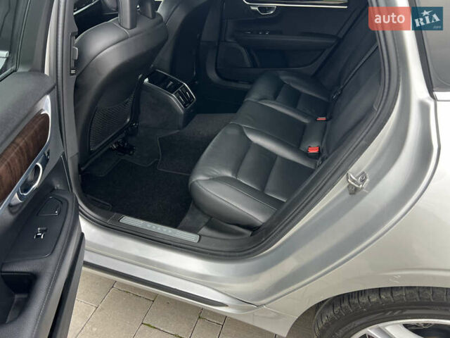 Серый Вольво С90, объемом двигателя 1.97 л и пробегом 115 тыс. км за 20400 $, фото 13 на Automoto.ua