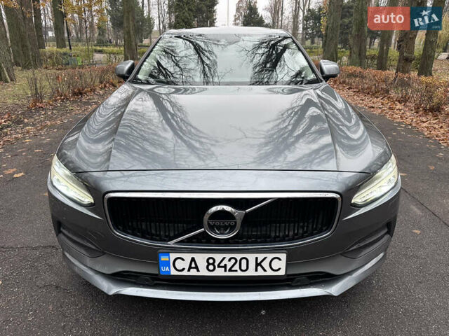 Сірий Вольво S90, об'ємом двигуна 2 л та пробігом 100 тис. км за 25000 $, фото 9 на Automoto.ua