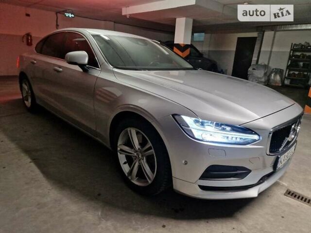 Серый Вольво С90, объемом двигателя 2 л и пробегом 109 тыс. км за 25900 $, фото 3 на Automoto.ua