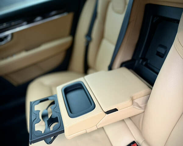 Серый Вольво С90, объемом двигателя 1.97 л и пробегом 91 тыс. км за 23000 $, фото 30 на Automoto.ua