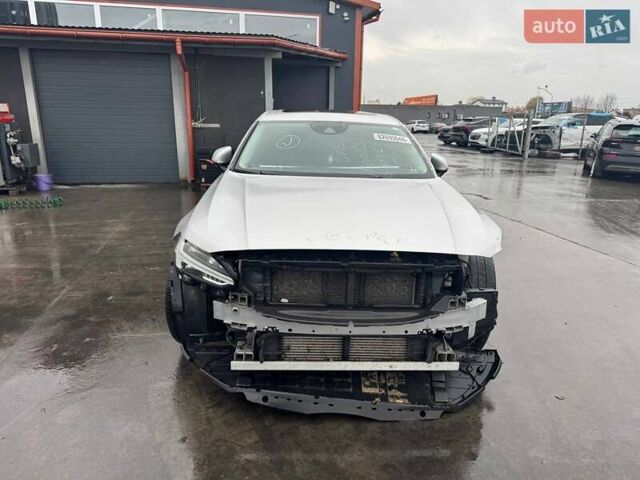 Серый Вольво С90, объемом двигателя 2 л и пробегом 159 тыс. км за 15500 $, фото 1 на Automoto.ua