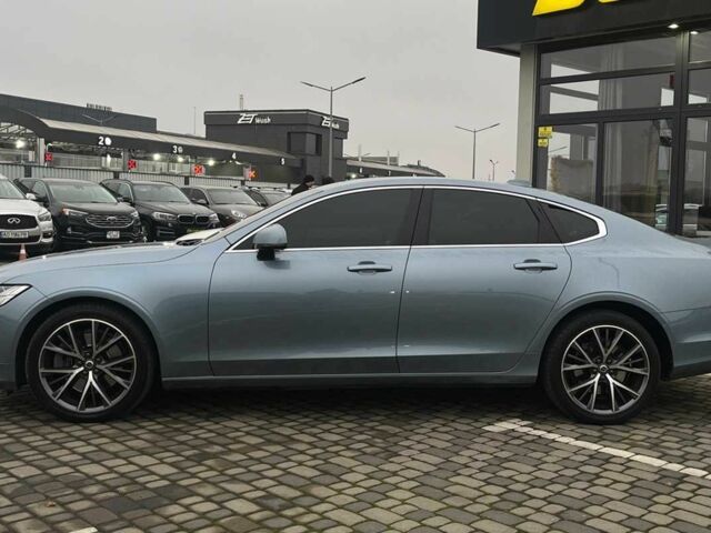 Серый Вольво С90, объемом двигателя 2 л и пробегом 171 тыс. км за 27200 $, фото 3 на Automoto.ua