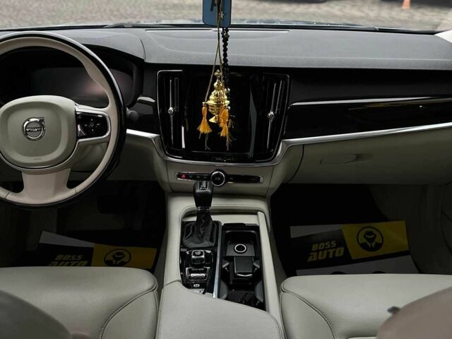 Серый Вольво С90, объемом двигателя 2 л и пробегом 171 тыс. км за 27200 $, фото 9 на Automoto.ua