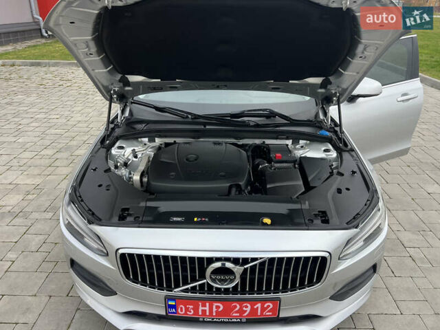 Серый Вольво С90, объемом двигателя 1.97 л и пробегом 115 тыс. км за 20400 $, фото 19 на Automoto.ua