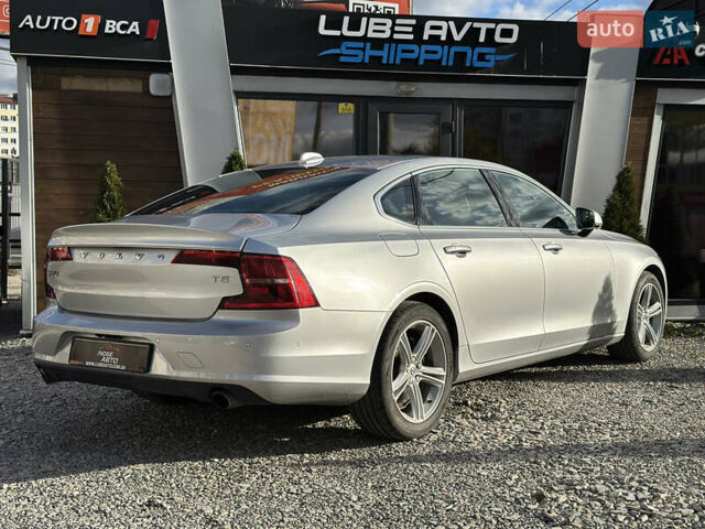 Вольво С90 2017 в Ивано-Франковске на Automoto.ua Серый Вольво С90, объемом двигателя 2 л и пробегом 234 тыс. км за 18000 $, фото 7 на Automoto.ua
