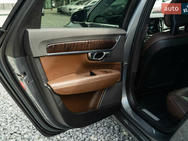 Вольво С90 2017 в Черновцах на Automoto.ua Серый Вольво С90, объемом двигателя 1.97 л и пробегом 189 тыс. км за 26900 $, фото 46 на Automoto.ua