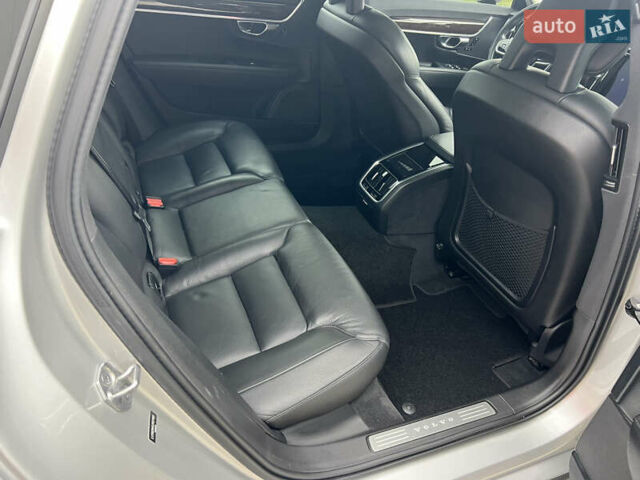 Серый Вольво С90, объемом двигателя 1.97 л и пробегом 115 тыс. км за 20400 $, фото 14 на Automoto.ua