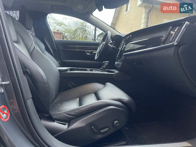 Серый Вольво С90, объемом двигателя 1.97 л и пробегом 398 тыс. км за 16800 $, фото 27 на Automoto.ua