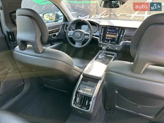 Сірий Вольво S90, об'ємом двигуна 1.97 л та пробігом 73 тис. км за 24999 $, фото 27 на Automoto.ua