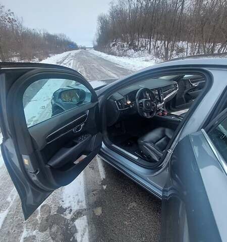 Серый Вольво С90, объемом двигателя 1.97 л и пробегом 156 тыс. км за 19900 $, фото 10 на Automoto.ua