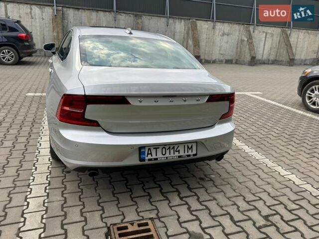 Серый Вольво С90, объемом двигателя 1.97 л и пробегом 165 тыс. км за 21900 $, фото 7 на Automoto.ua