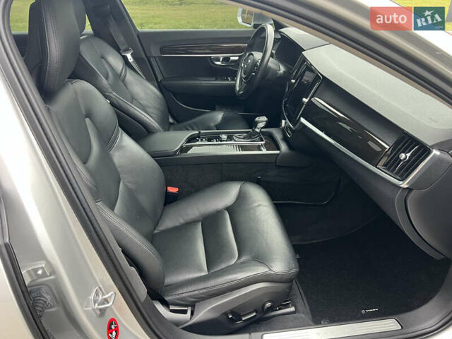 Серый Вольво С90, объемом двигателя 1.97 л и пробегом 115 тыс. км за 20400 $, фото 16 на Automoto.ua