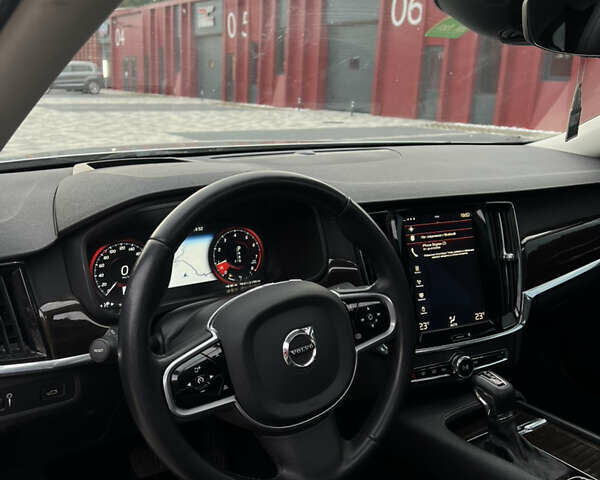 Сірий Вольво S90, об'ємом двигуна 2 л та пробігом 148 тис. км за 18999 $, фото 24 на Automoto.ua