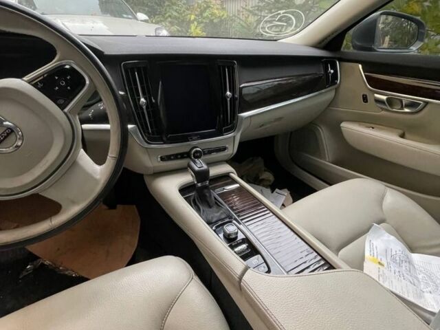 Серый Вольво С90, объемом двигателя 2 л и пробегом 104 тыс. км за 14000 $, фото 11 на Automoto.ua