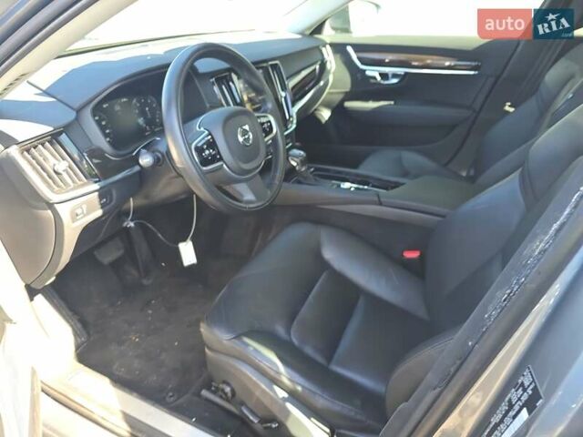 Сірий Вольво S90, об'ємом двигуна 2 л та пробігом 55 тис. км за 7000 $, фото 8 на Automoto.ua