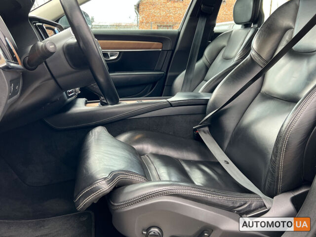 Сірий Вольво S90, об'ємом двигуна 2 л та пробігом 330 тис. км за 25000 $, фото 7 на Automoto.ua