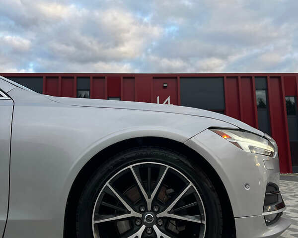 Серый Вольво С90, объемом двигателя 2 л и пробегом 148 тыс. км за 19600 $, фото 12 на Automoto.ua