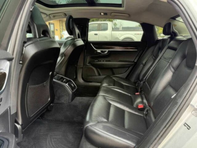 Сірий Вольво S90, об'ємом двигуна 2 л та пробігом 36 тис. км за 11600 $, фото 9 на Automoto.ua